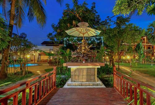 Suryavara Residence Hotel