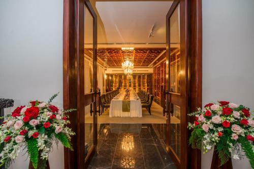 Lotus Blanc Hotel