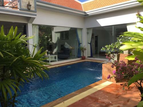 Landmark Pool Villa I
