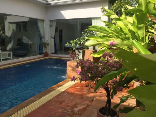 Landmark Pool Villa I