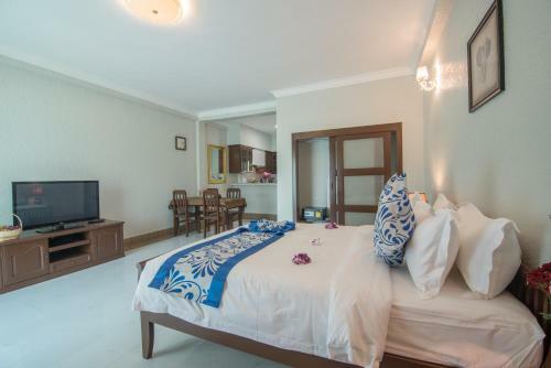 T-easy Crystal Hotel