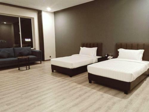 Furi Time Square Hotel