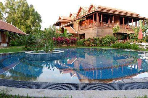 Hotel Samot Baitong Resort