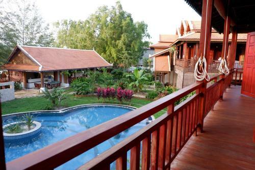 Hotel Samot Baitong Resort