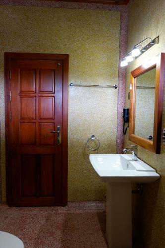 Hotel Samot Baitong Resort