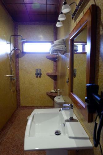Hotel Samot Baitong Resort