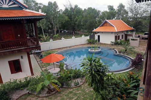 Hotel Samot Baitong Resort