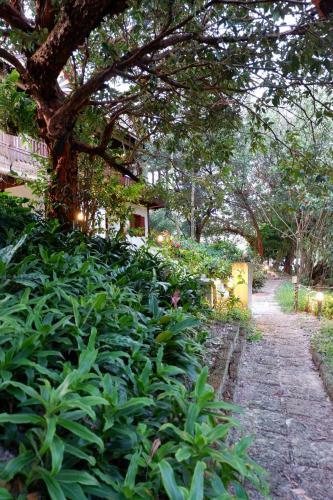Hotel Samot Baitong Resort