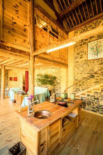 Dali Songhe High-end Vacation Guest House