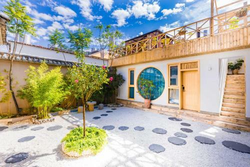 Dali Songhe High-end Vacation Guest House