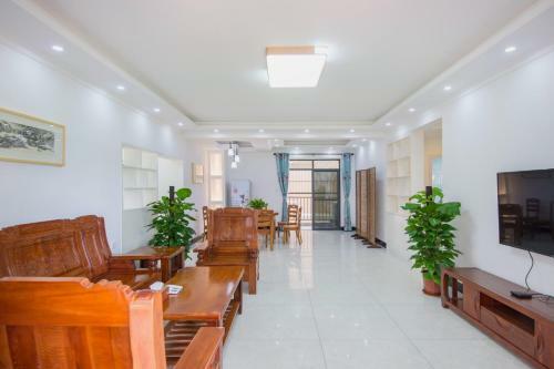 Beihai Lanse Jiayuan Apartment