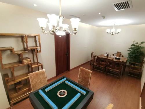 Beijing Gongmei Blue Peacock Business Hotel