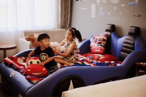Tianjin Binhai Saint Light Hotel