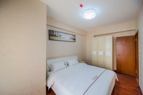 Chengdu Jiwu Aparthotel-wuhouci Jinli Branch