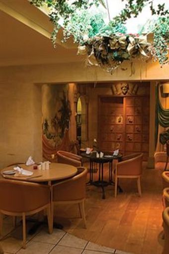 The Vines Hotel And Restaurant - Restaurant With Rooms