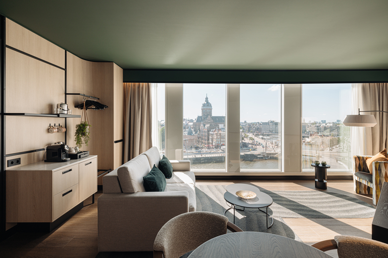 Hotel Double Tree By Hilton Amsterdam Centraal Station