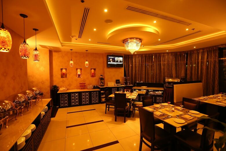 Dunes Hotel Apartment- Oud Metha