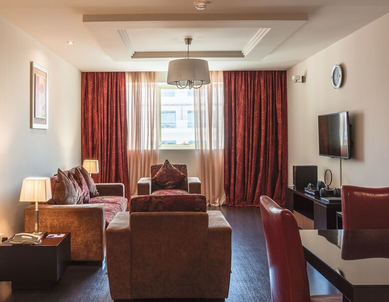 Dunes Hotel Apartment- Oud Metha