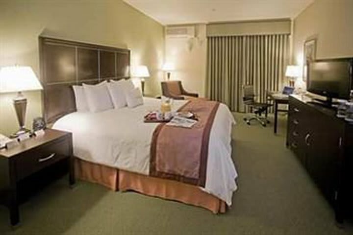 Doubletree By Hilton Hotel & Spa Napa Valley-american Canyon