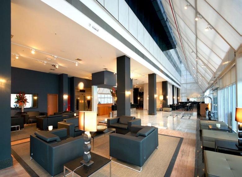 Hotel Golden Tulip Porto Vitoria