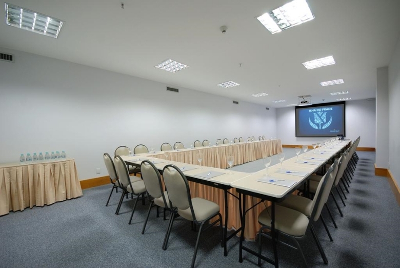 Hotel Golden Tulip Porto Vitoria