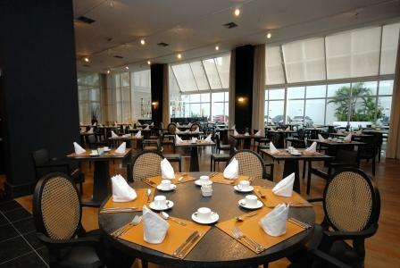 Hotel Golden Tulip Porto Vitoria