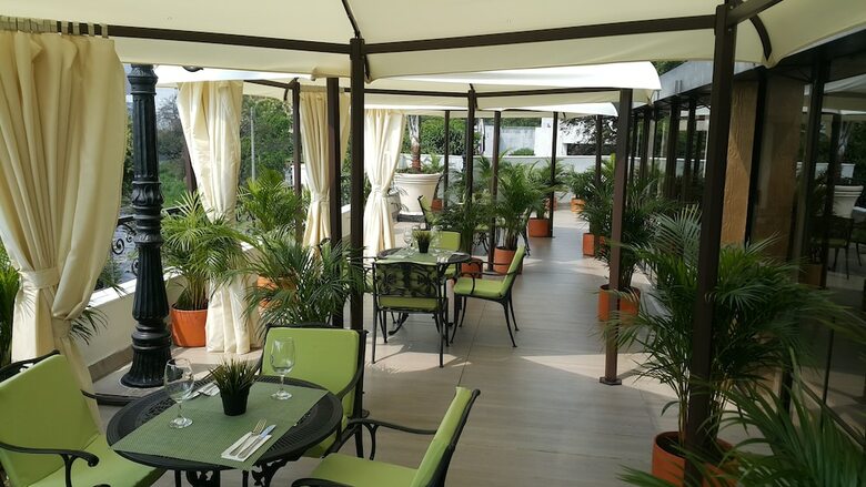 Cosmos Xpress Hotel