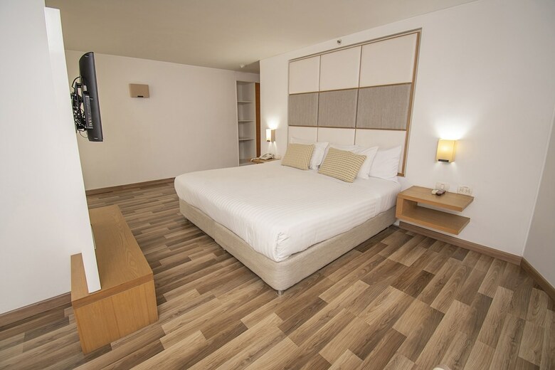 Cosmos Xpress Hotel
