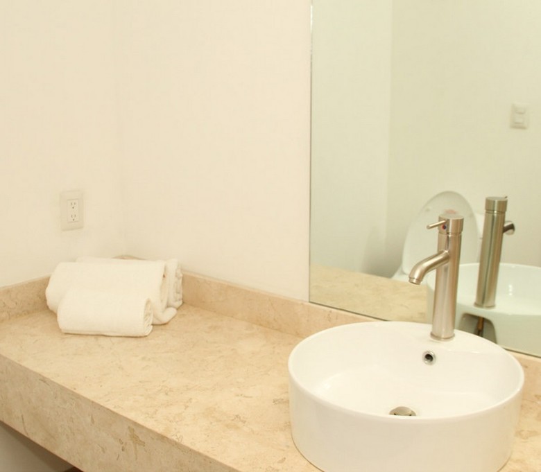 Hotel Pia Suites