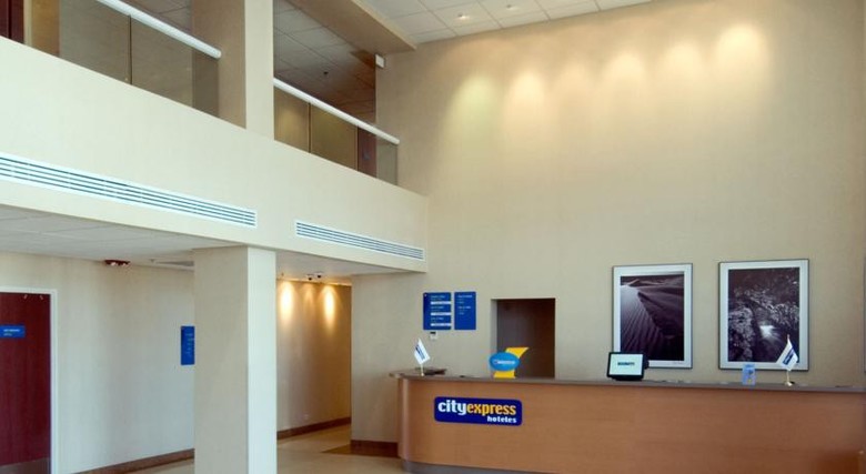 Hotel City Express Tepatitlan