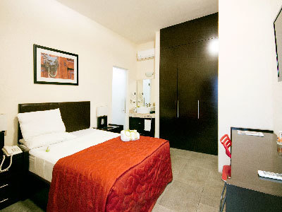 Monteleon Hotel And Suites
