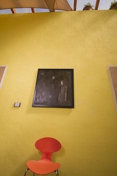 Monteleon Hotel And Suites