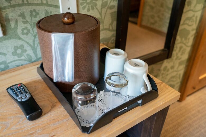 Fox Hotel And Suites