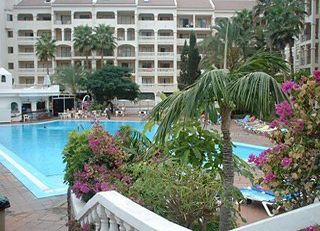 Apartamentos Castle Harbour
