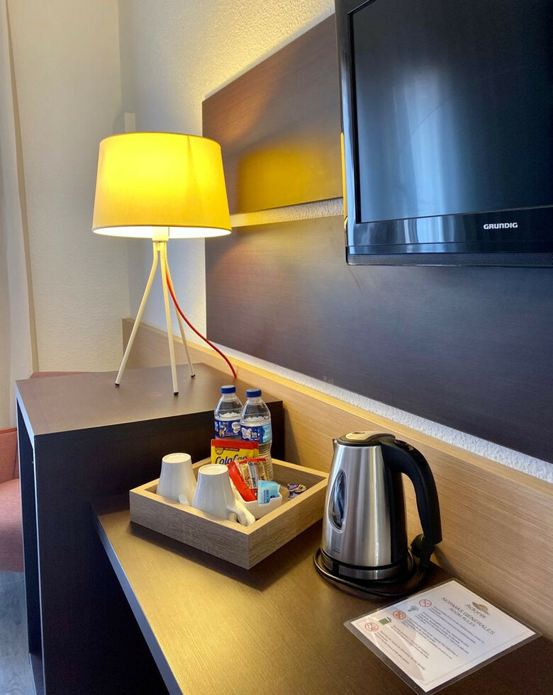 Hotel Adonis Plaza