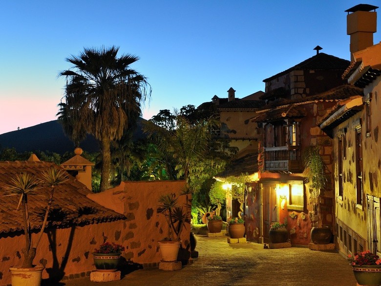 Hotel El Nogal