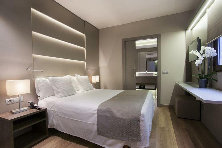 Hotel America