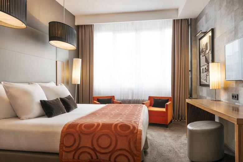 Pley Hotel