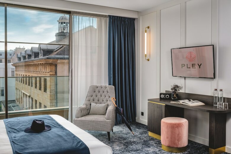 Pley Hotel