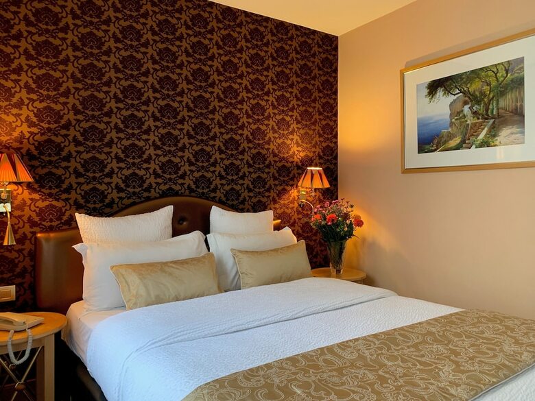 Hotel Central Saint Germain