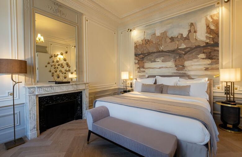 Hotel Champs Elysees Plaza