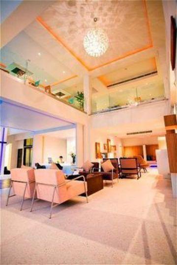 Hotel Fraser Resort