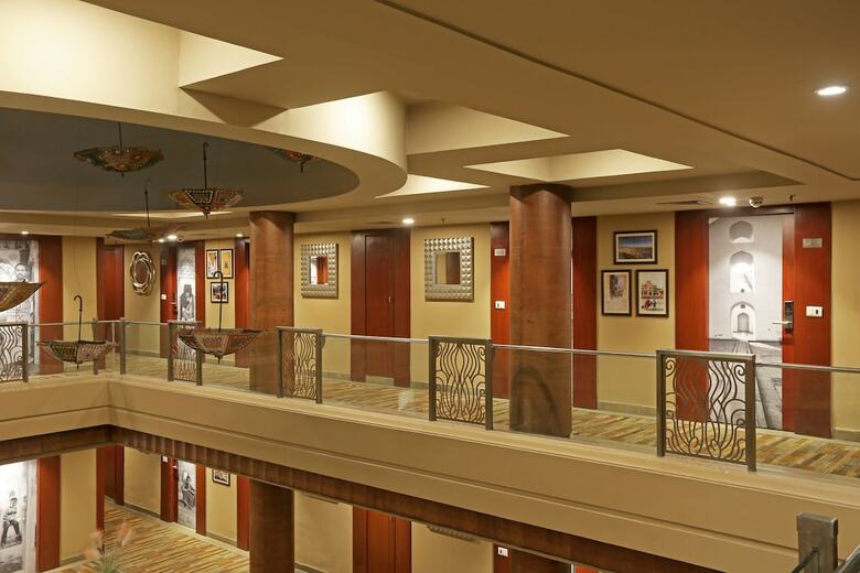 Hotel Vesta International
