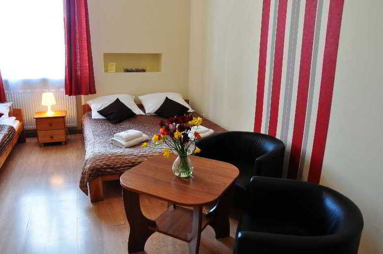 Aparthotel Station
