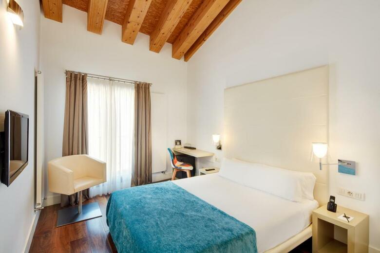 Hotel Calle Mayor