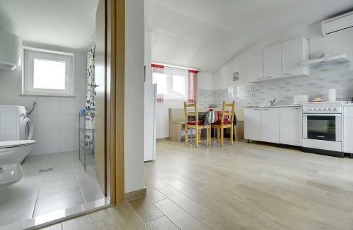 Apartments Mamuzic