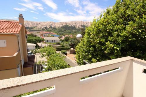 Apartments Kucar