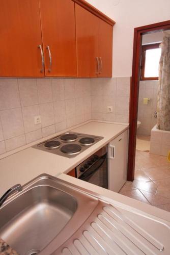 Apartments With A Swimming Pool Baska (krk) - 5354