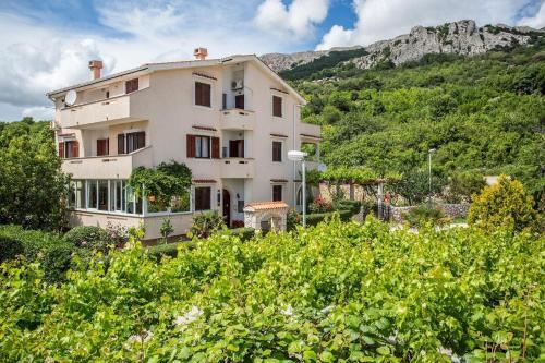 Apartments With A Swimming Pool Baska (krk) - 5354