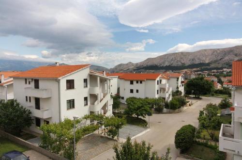 Apartments With A Swimming Pool Baska (krk) - 5354